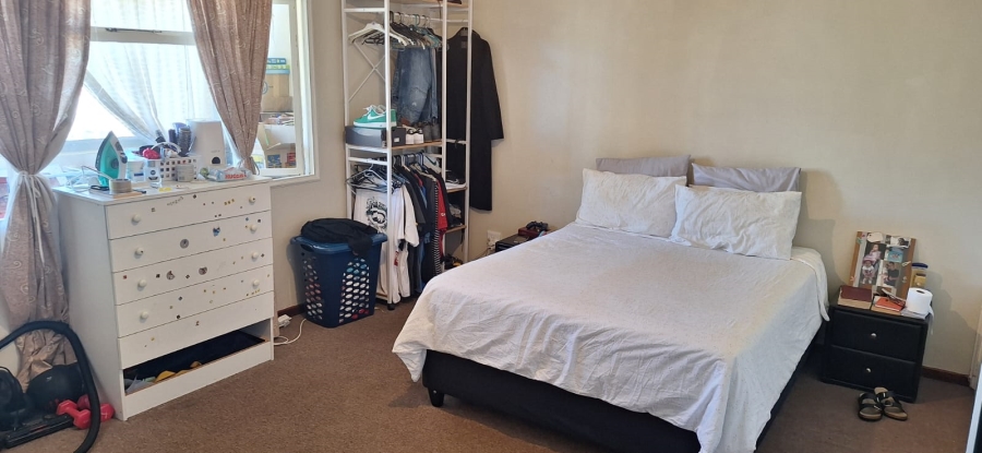 To Let 2 Bedroom Property for Rent in Claremont Western Cape